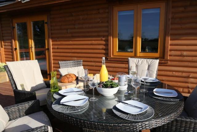 The Orchard Bramble Lodge Hadleigh  エクステリア 写真