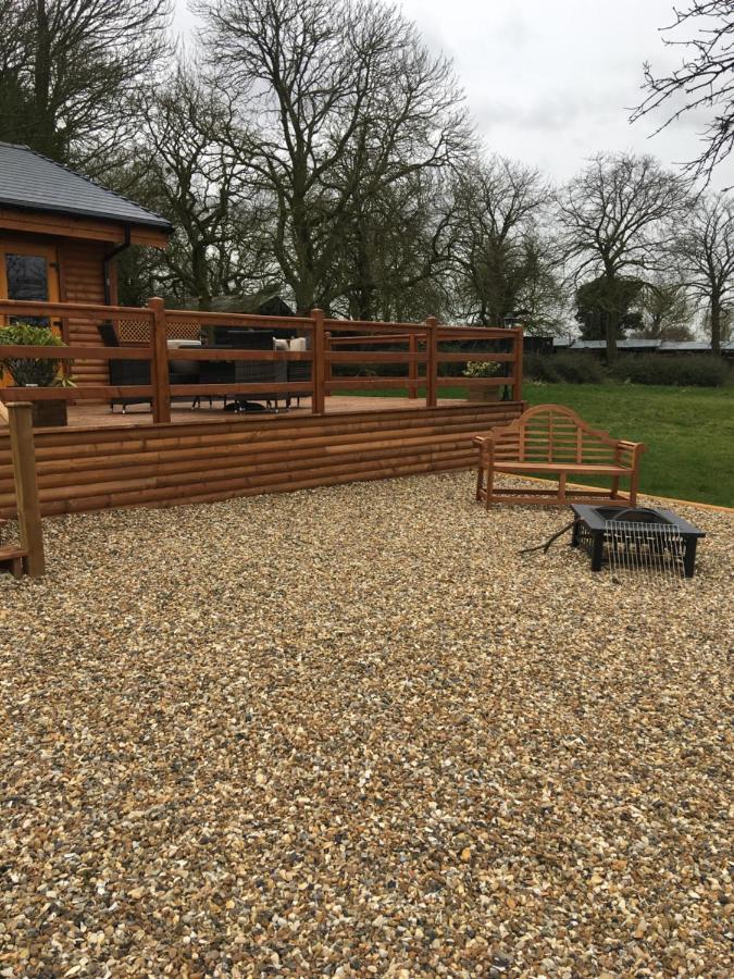 The Orchard Bramble Lodge Hadleigh  エクステリア 写真